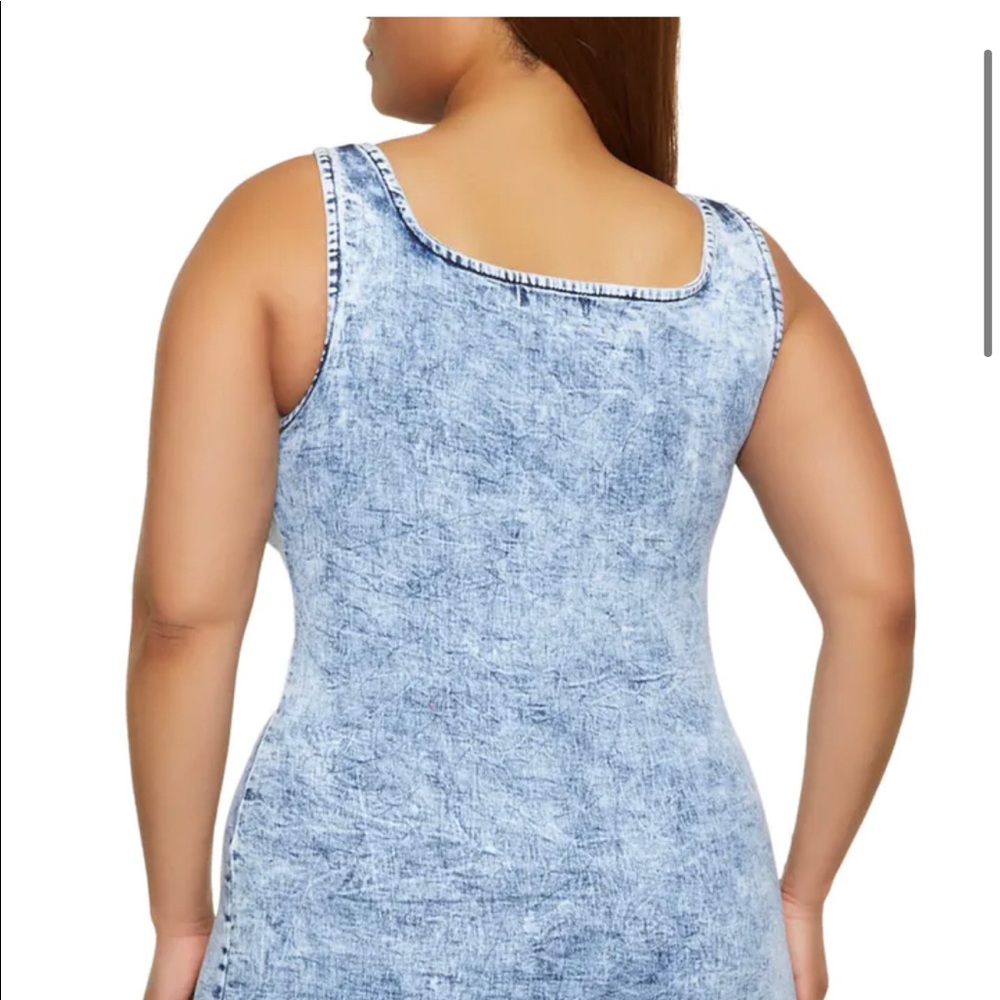 Plus Size Acid Wash Denim Full Zip Front Dress - Light Wash - 1X - Picture 3 of 7